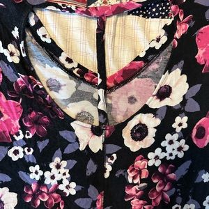 Lane Bryant T shirt multicolored 18/20